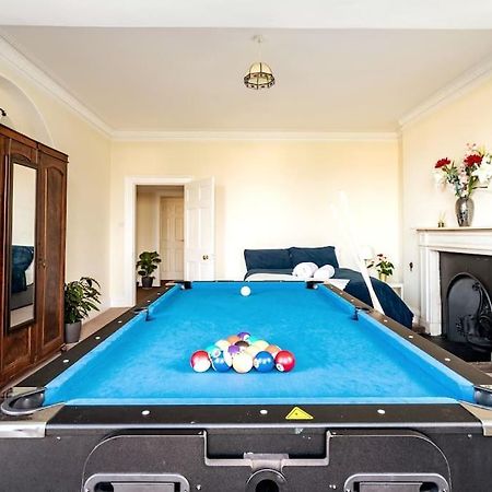 Perfect For Large Family & Friends, Free Parking, Games Reading Exterior foto