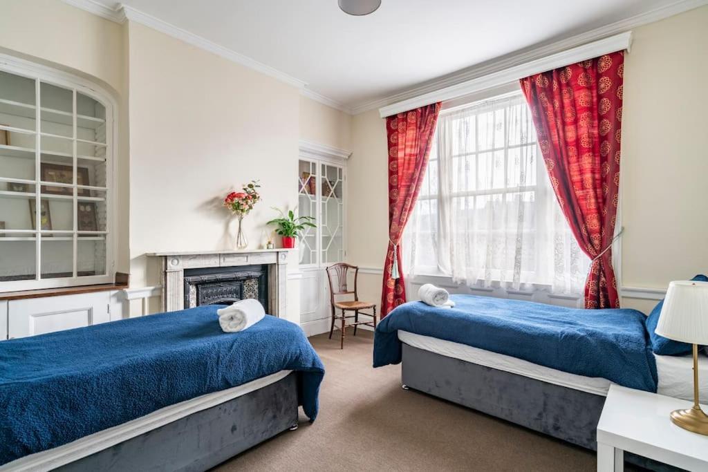 Perfect For Large Family & Friends, Free Parking, Games Reading Exterior foto